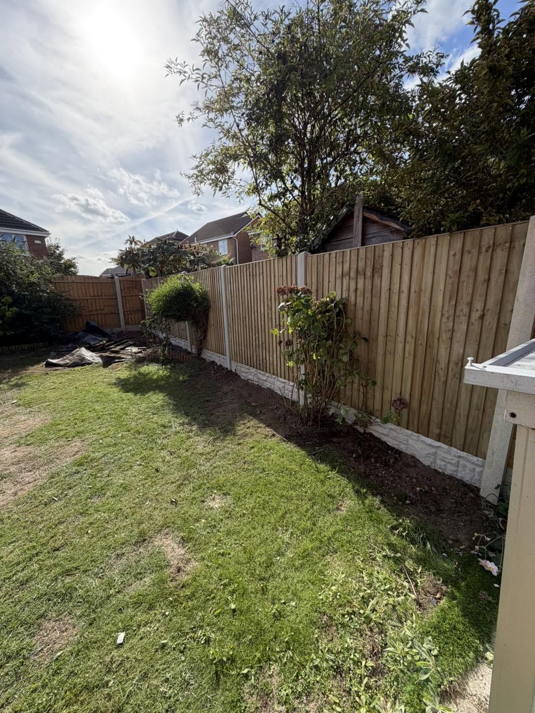 New fence along the lawn